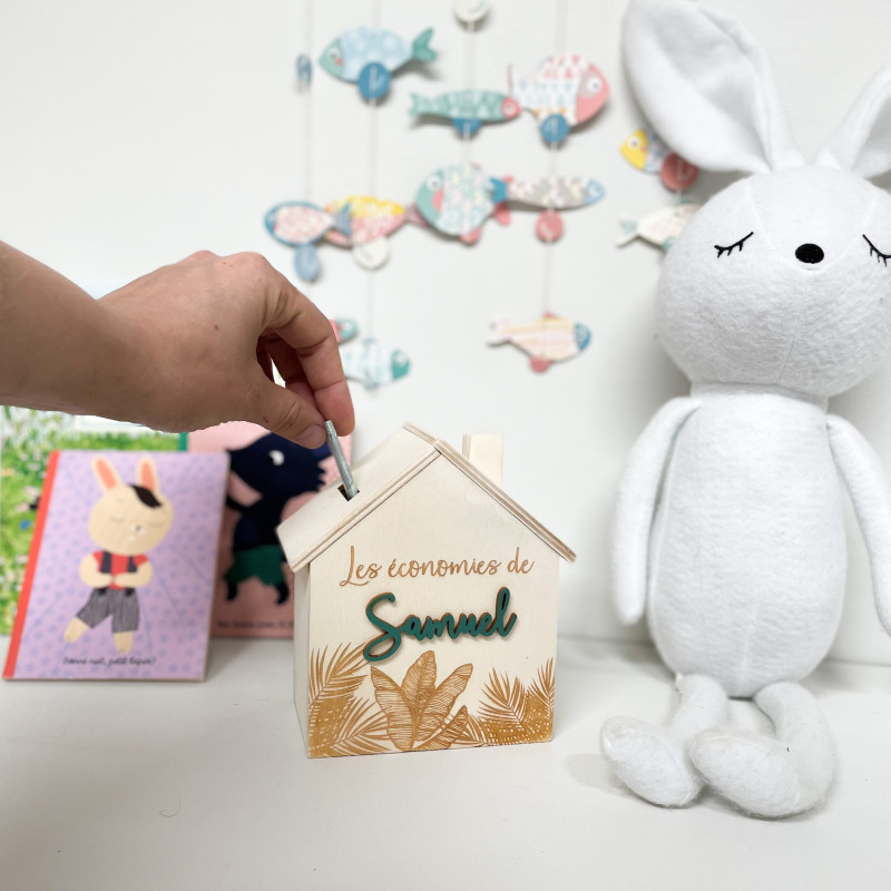 tirelire maison Marlene création bois prénom personnalisé couleur cadeau naissance original jungle exotique