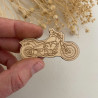 Magnet Moto Cruiser Harley en Bois Vernis – Décoration Artisanale | Marlène Création