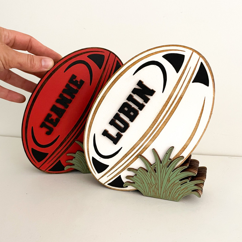 Tirelire ballon de rugby en bois – Cadeau original et personnalisé – Fabrication Artisanale | Marlène Création