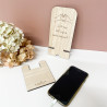 Support téléphone bois – Gravure dessin et phrase personnalisée