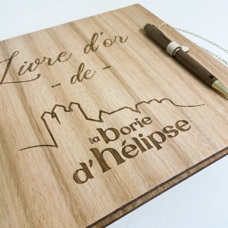 Livre d’or bois gravé – Professionnels & Établissements