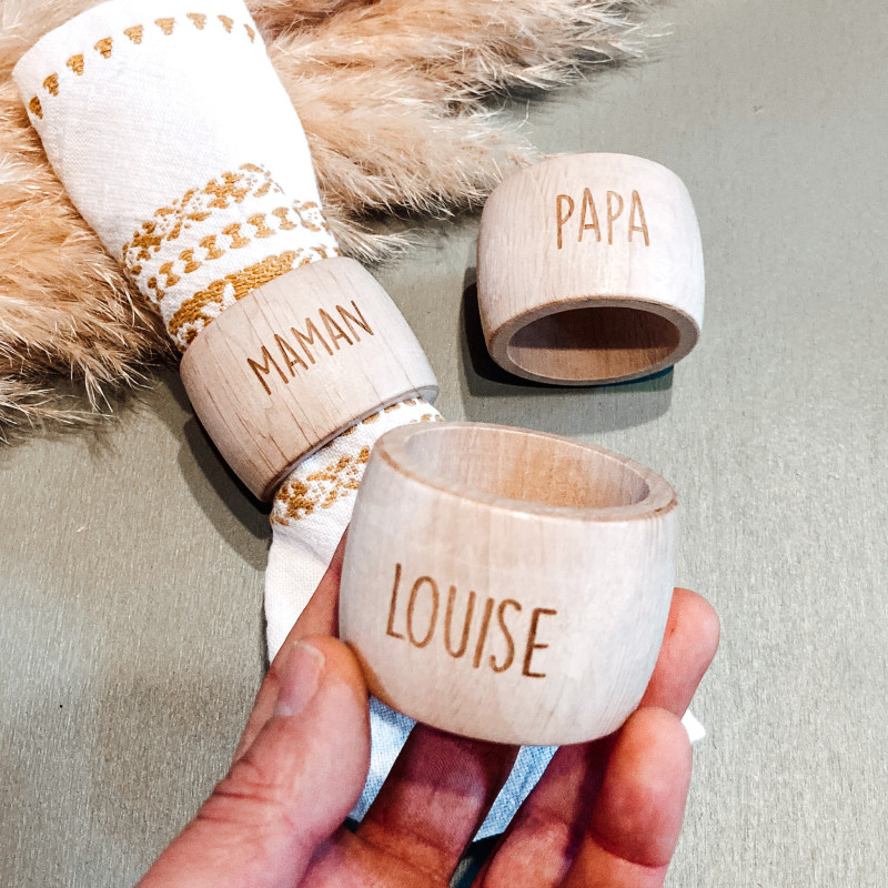 Rond de serviette personnalisé en bois – Artisanat français | Marlène Création